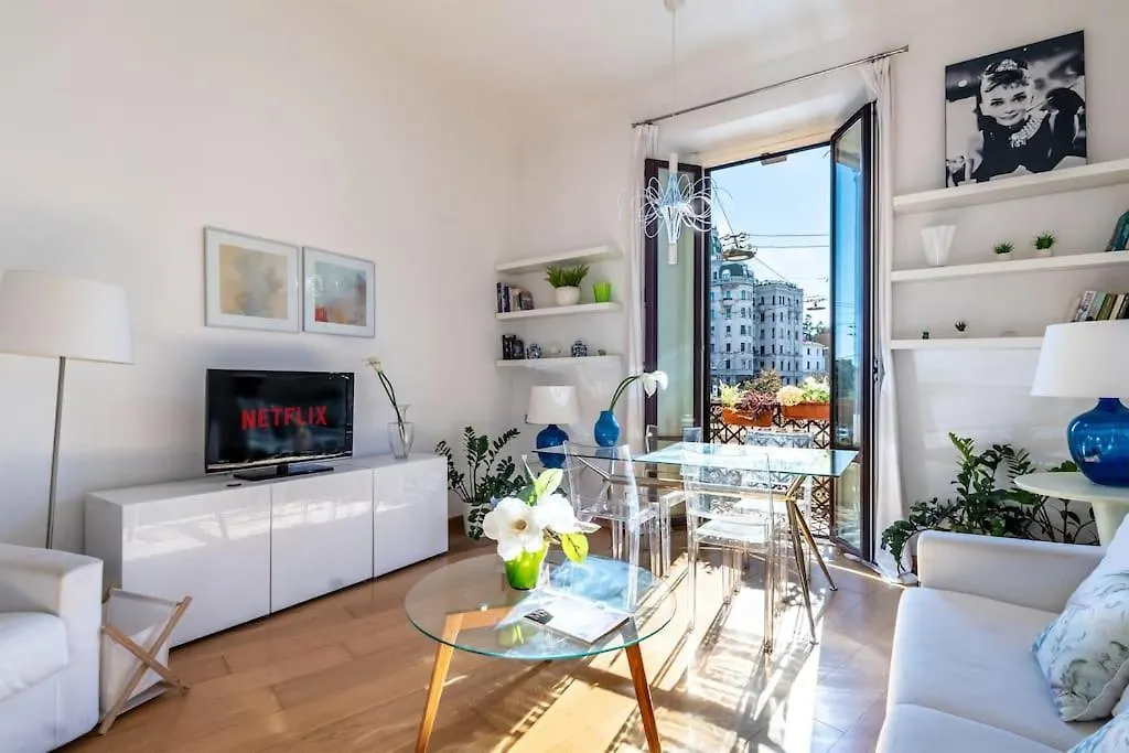 City Life - Duomo Apartament With Terrace Milánó Apartman